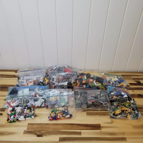 Lot of 6+ Lbs Lego City Creator Racers Technic & Juniors Mini Figures READ Desc - Picture 3 of 15